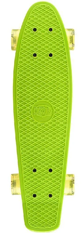 XOOTZ 22-Inch Skateboard with LED Light Up Wheels - Green