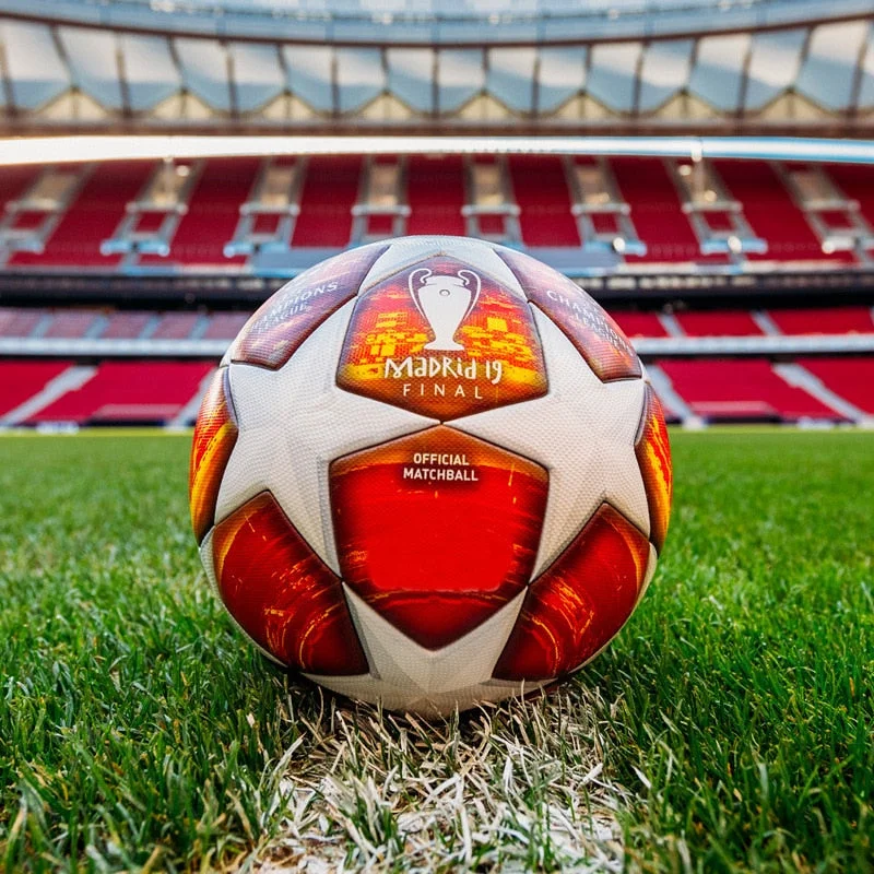 2019 the latest futbol ball