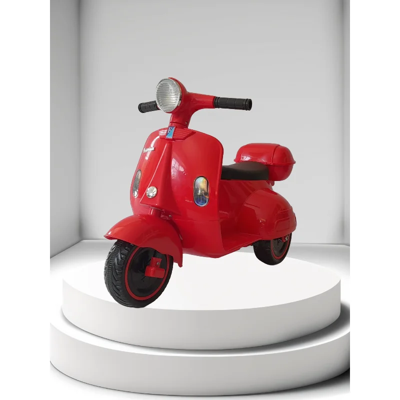 Vespa Scooter 9968